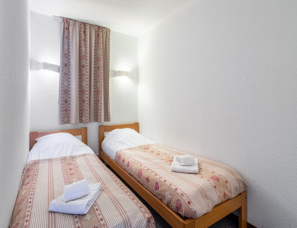 Apartment | 1 bedroom, bed sheets