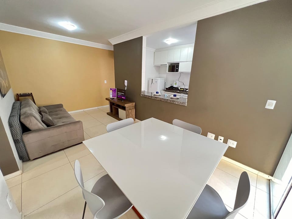 Apartment | Dining