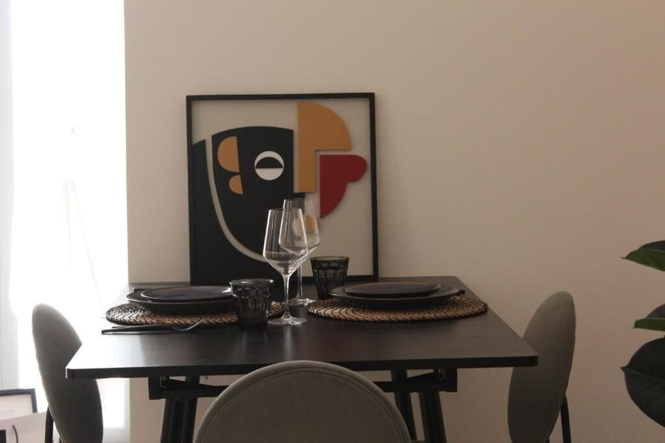 Comfort Apartment, Patio | Dining