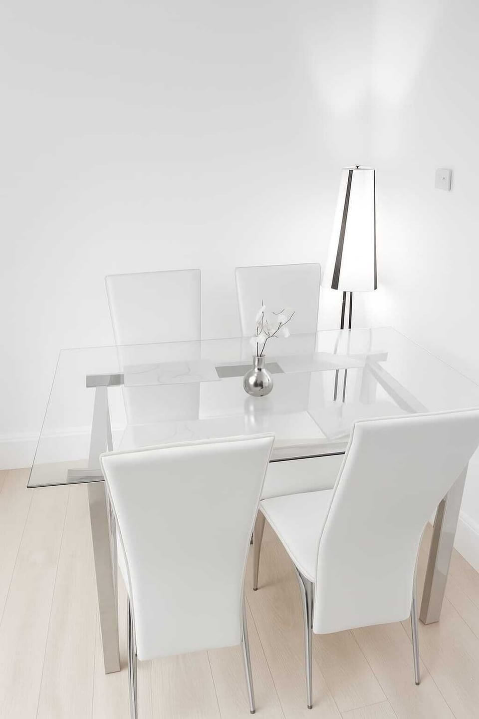 Dinning table