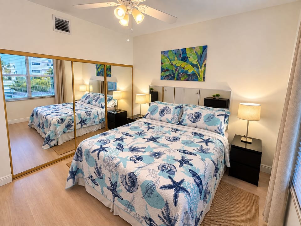 King bed, large closet, dresser, TV & ceiling fan. USB & USB-c ready outlets.