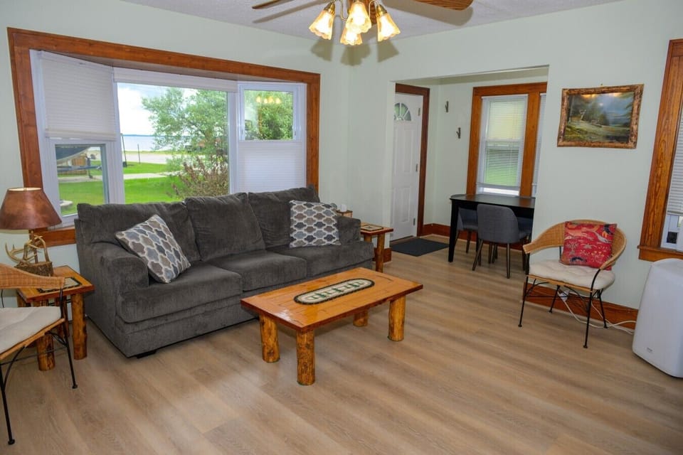 good-days-marina-vacation-rentals-houghton-lake