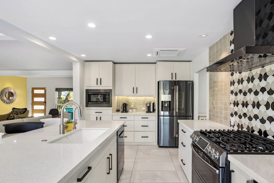 Beautiful chef's kitchen