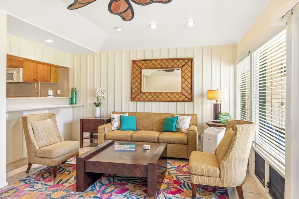 Living Room & Kitchen