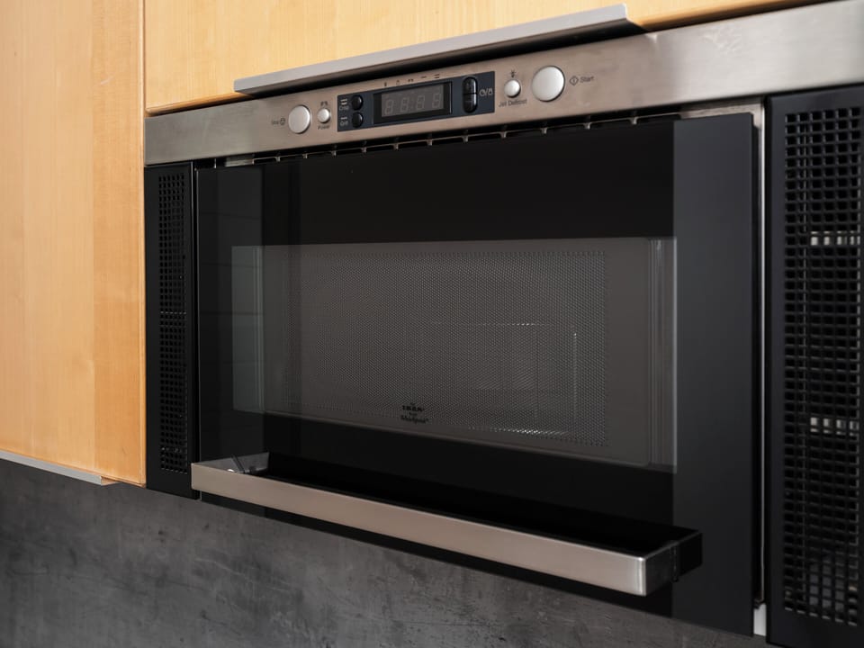 Microwave