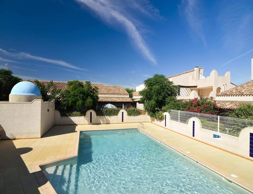 House | Pool | Outdoor pool