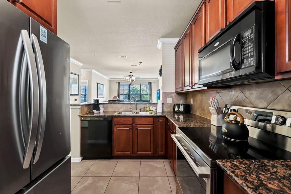 Family Condo, Patio | Microwave