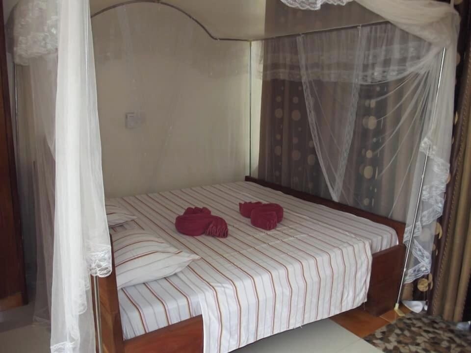 Deluxe Double Room | Individually decorated, individually furnished, free WiFi, bed sheets