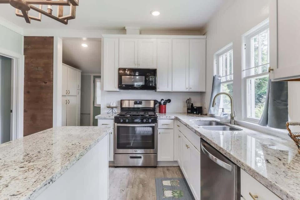 House, Multiple Beds, Kitchen, Garden View (The Lucky Sands) | Private kitchen