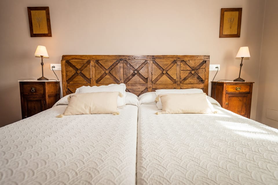 Double Room, 2 Twin Beds, Garden View | Blackout drapes, free WiFi, bed sheets