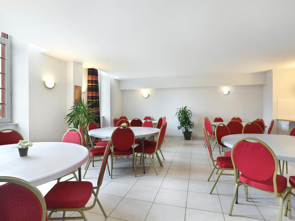 Apartment | Dining
