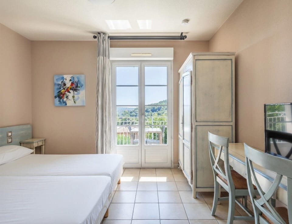 Apartment | 1 bedroom, bed sheets