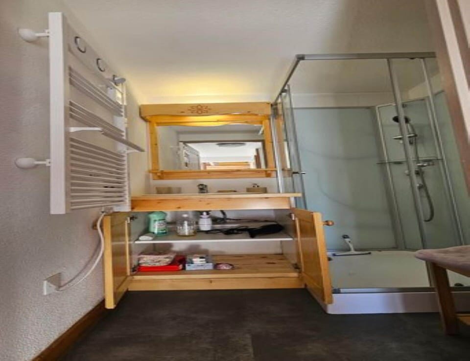 Apartment | Bathroom