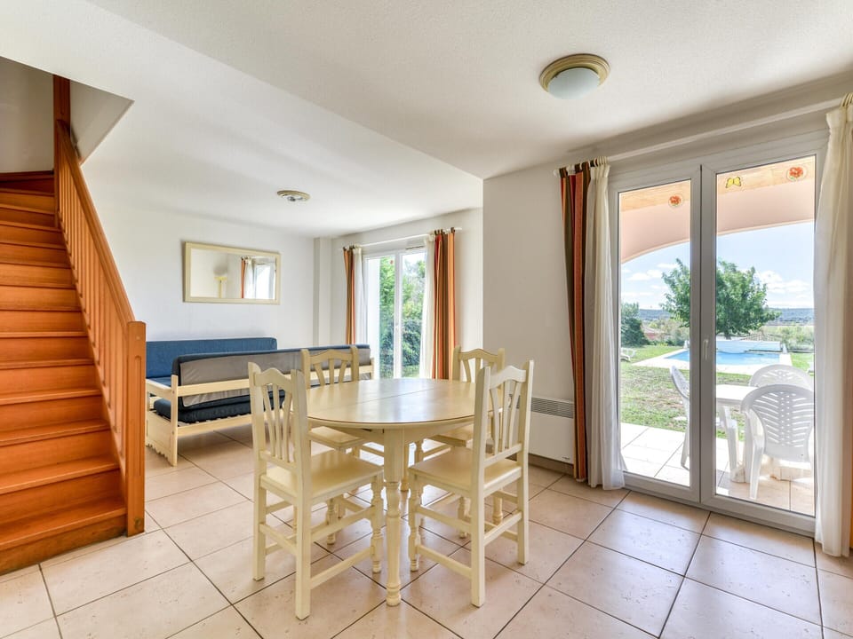 Villa | Dining
