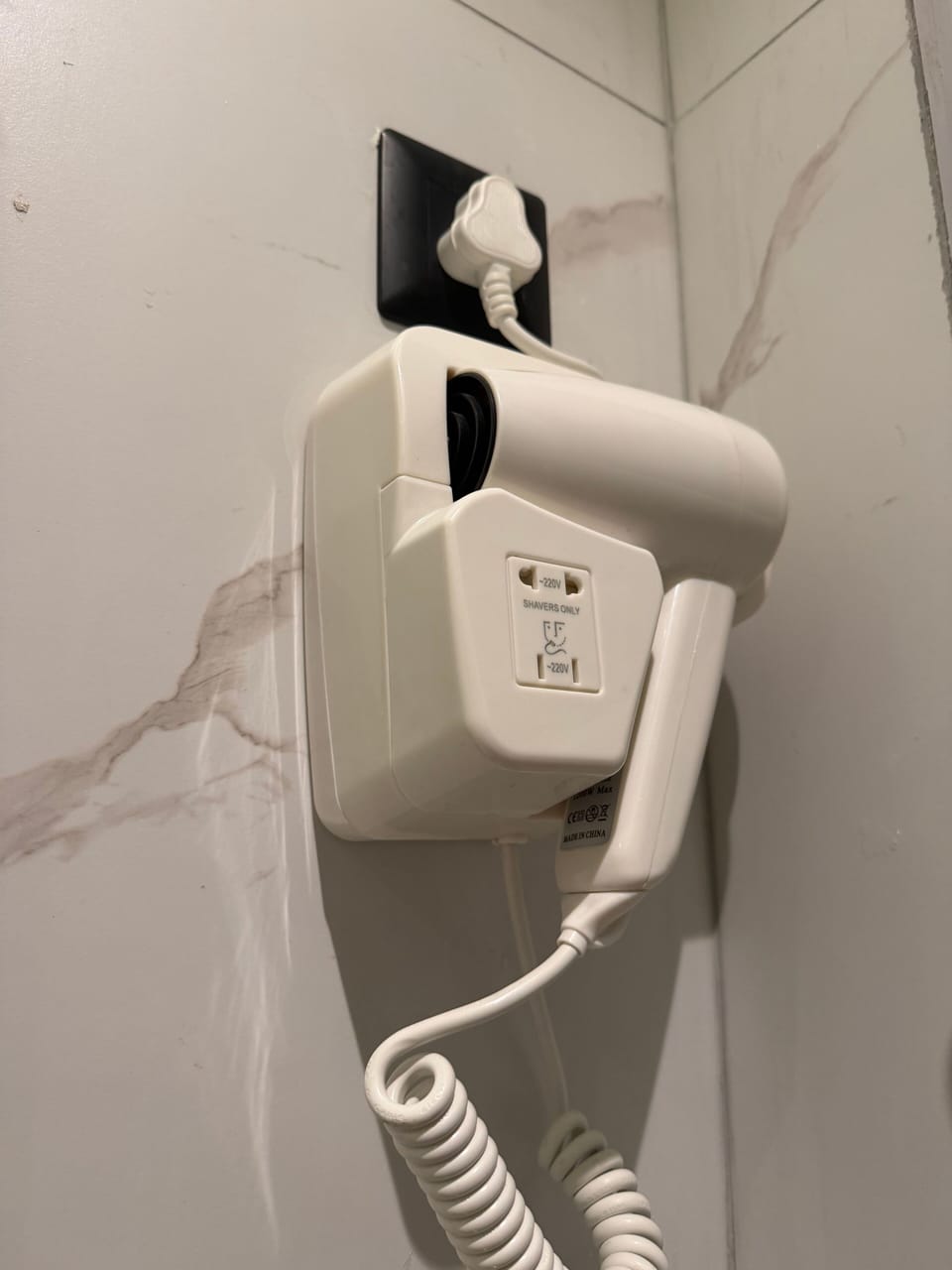 Bathroom amenities
