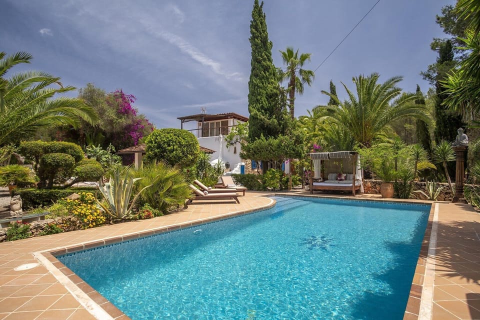 Holiday Home Swimming Pool