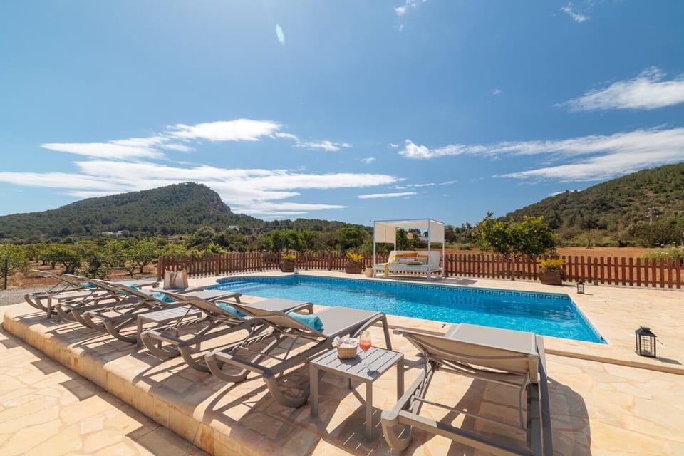 Holiday Home Swimming Pool