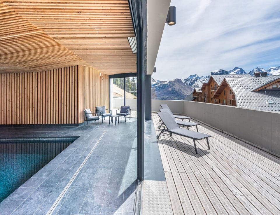 Apartment | Pool | Indoor pool, outdoor pool