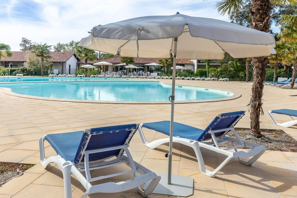 Holiday Home Swimming Pool