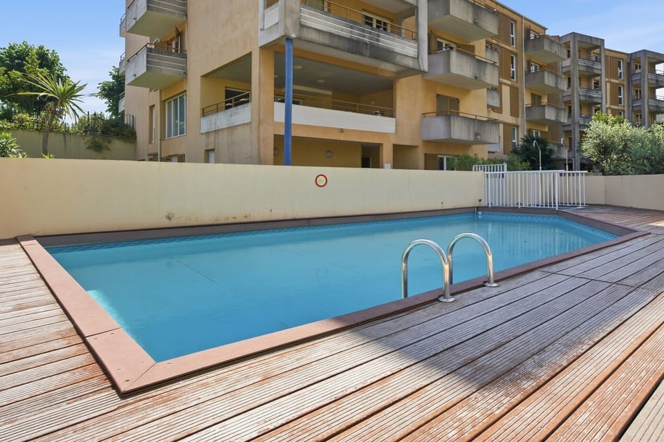 Holiday Home Swimming Pool