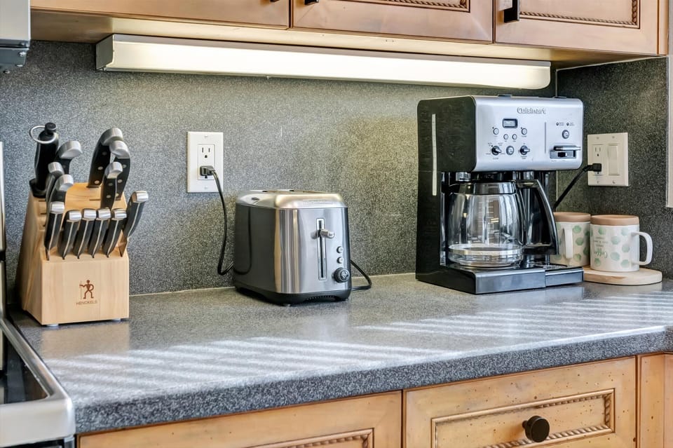 Coffee maker and kitchen essentials provided
