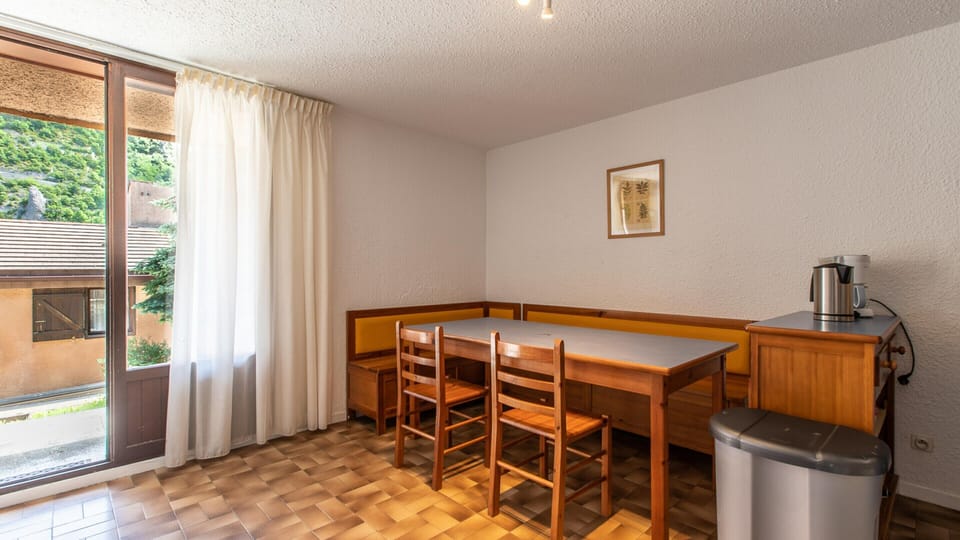 Apartment | Living room