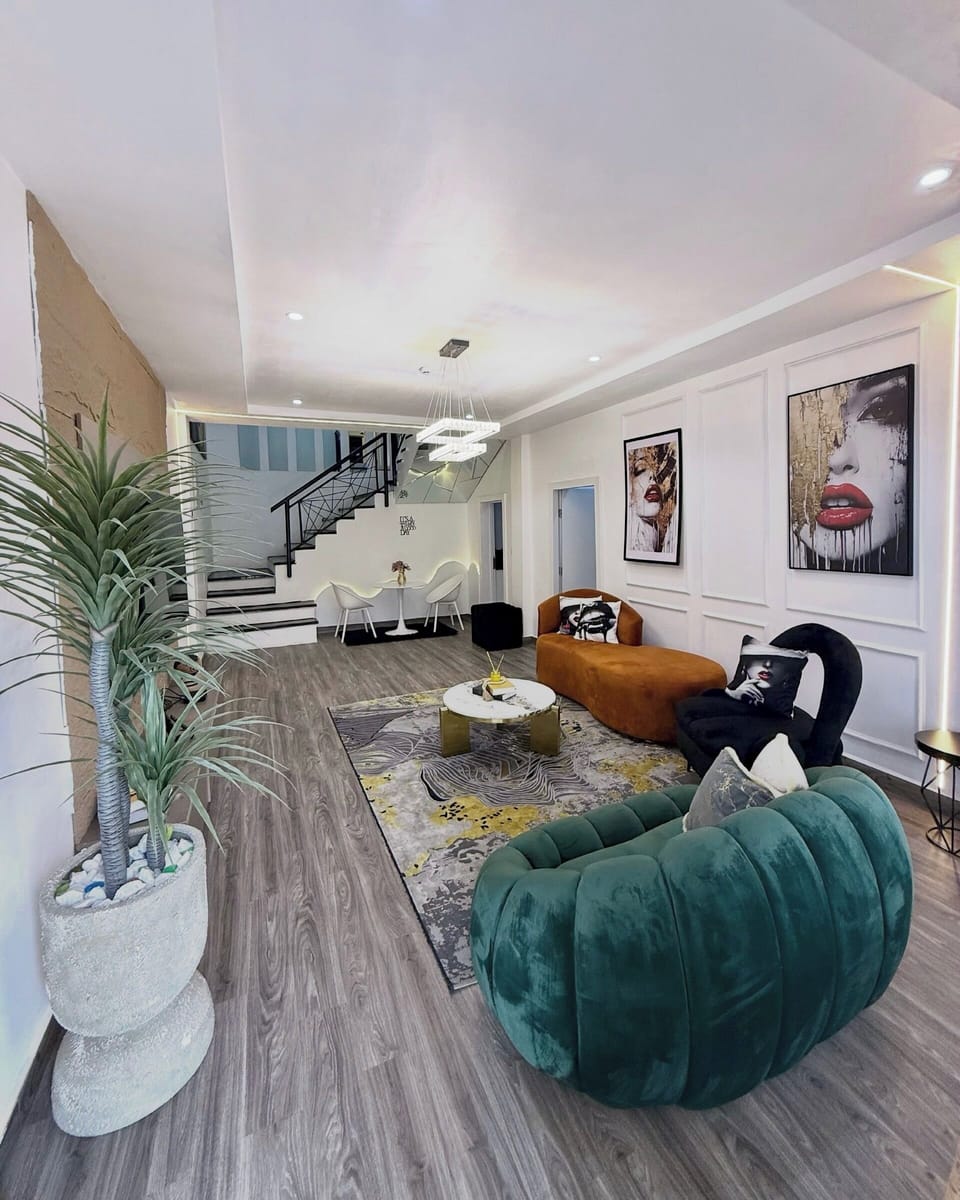Deluxe Apartment, Balcony, City View | Interior