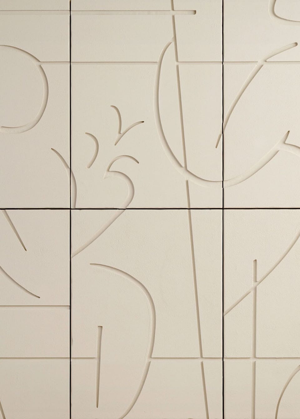 Decorative details of the room 