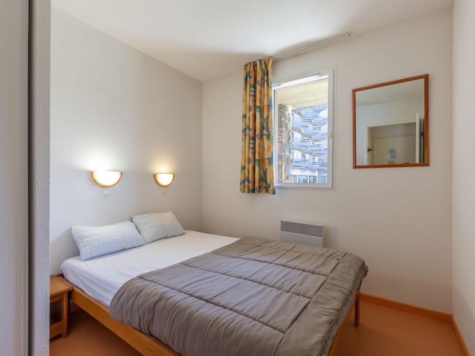 Apartment | 1 bedroom, bed sheets