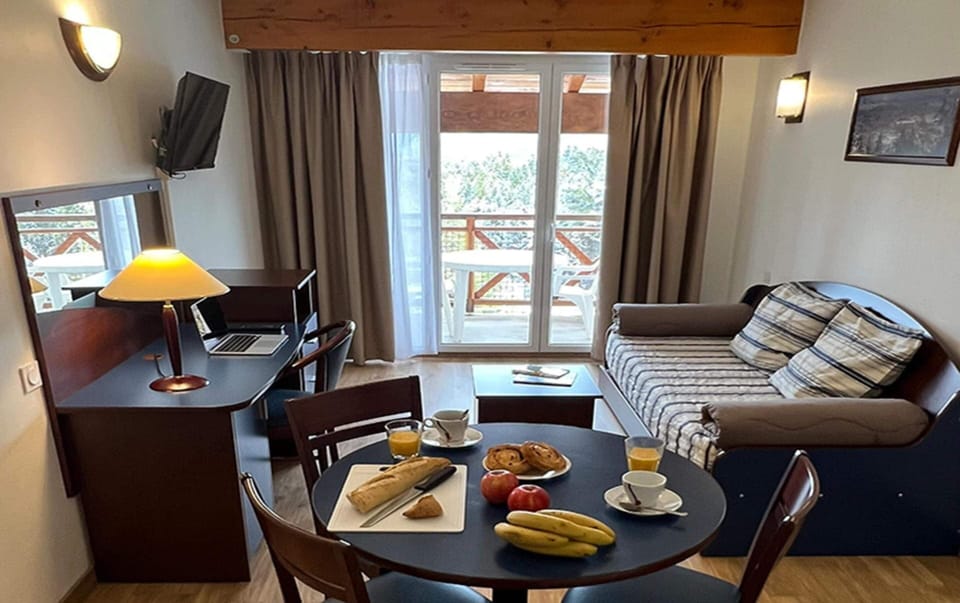 Apartment | Living area