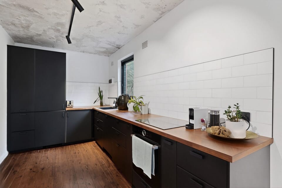 Apartment | Private kitchen | Cookware/dishes/utensils