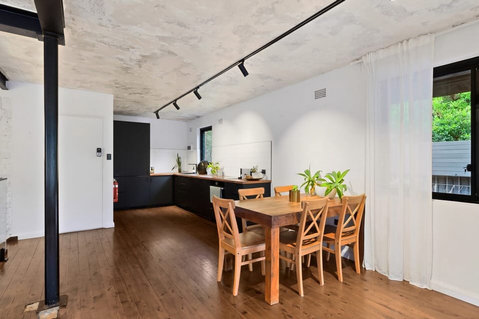 Apartment | Private kitchen | Cookware/dishes/utensils