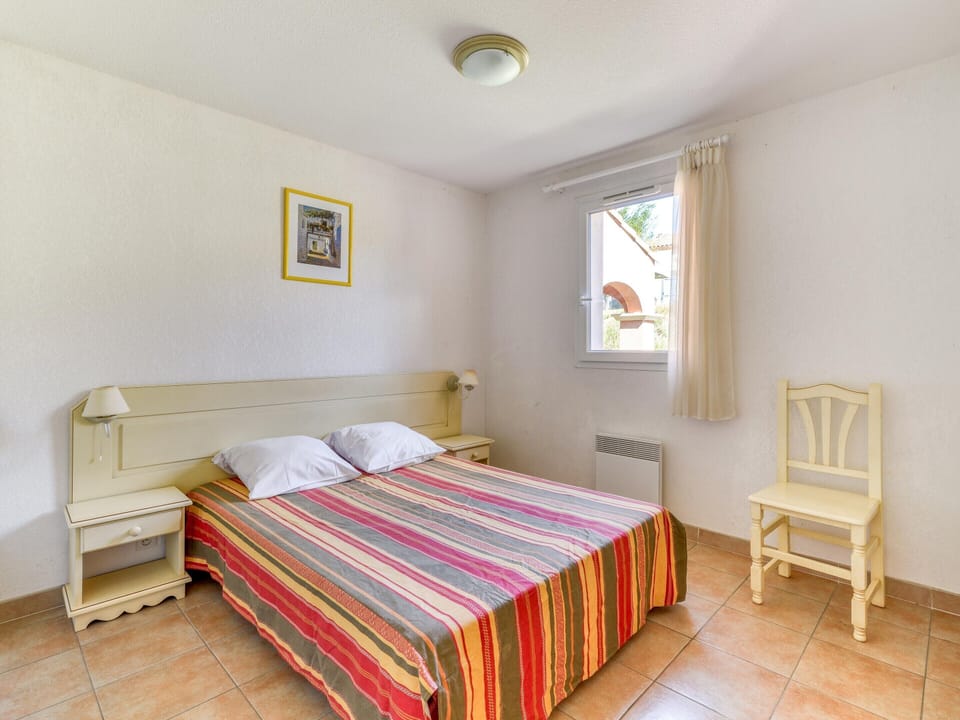 House | 2 bedrooms, bed sheets
