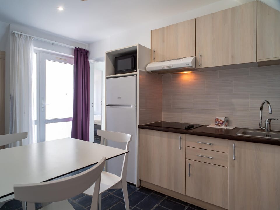 Apartment | Dining