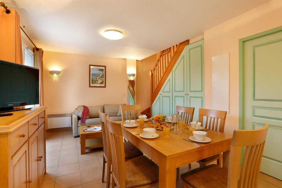 House | Dining