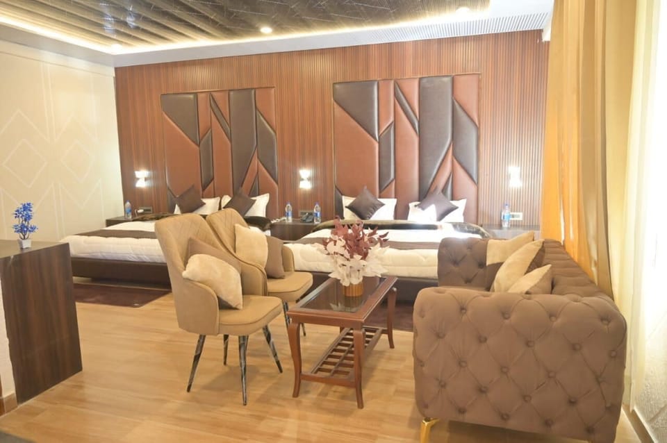 Family Room | Free WiFi
