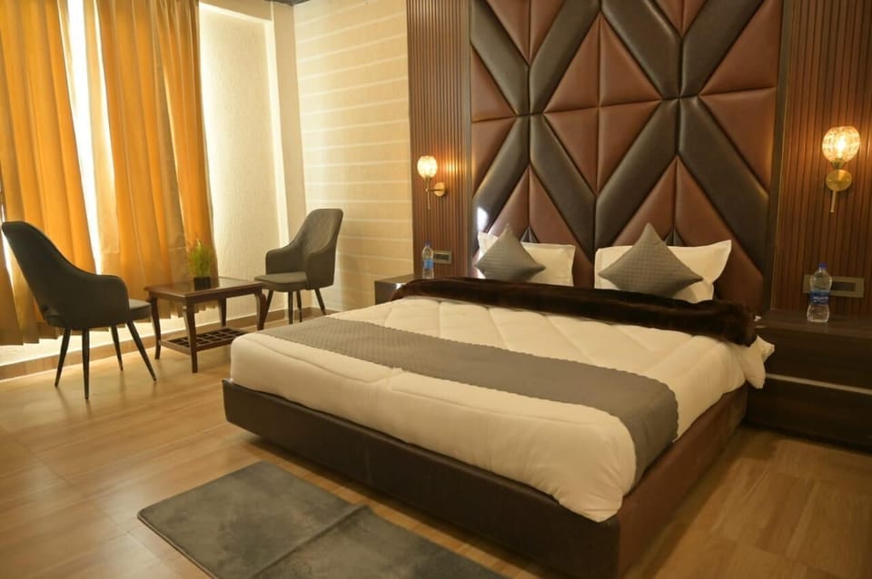 Deluxe Room | Free WiFi