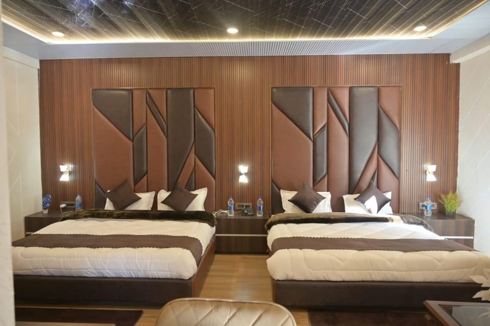 Family Room | Free WiFi