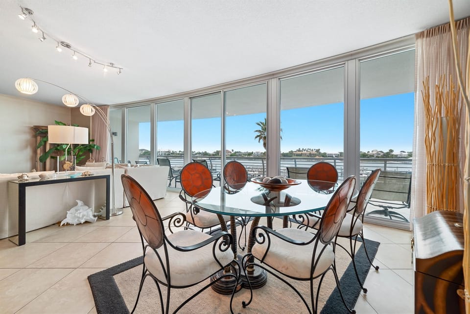 Experience upscale living in this meticulously designed condo, where every detail contributes to a comfortable and luxurious coastal experience.