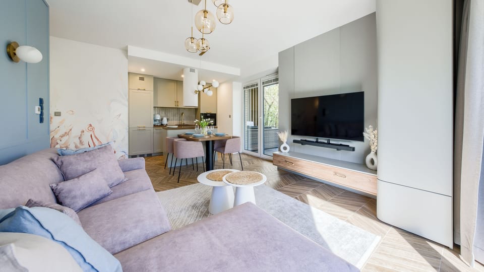 Apartment (3) | Living area | Flat-screen TV