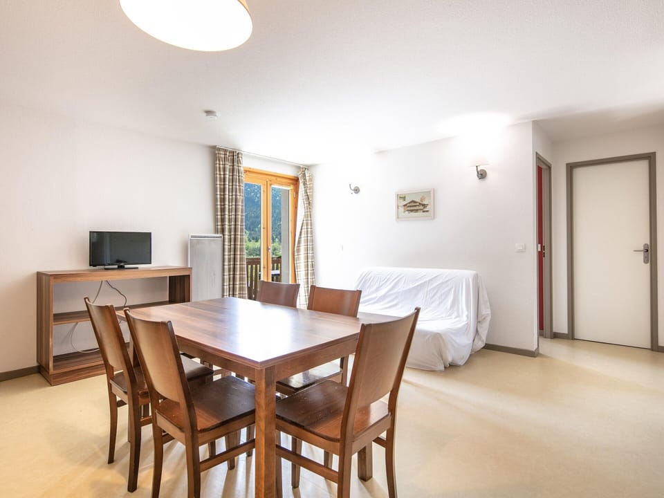 Apartment | Dining