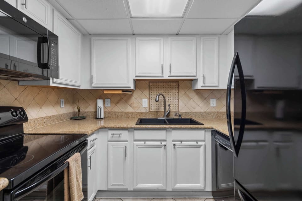 Cook in the full kitchen with everything you need