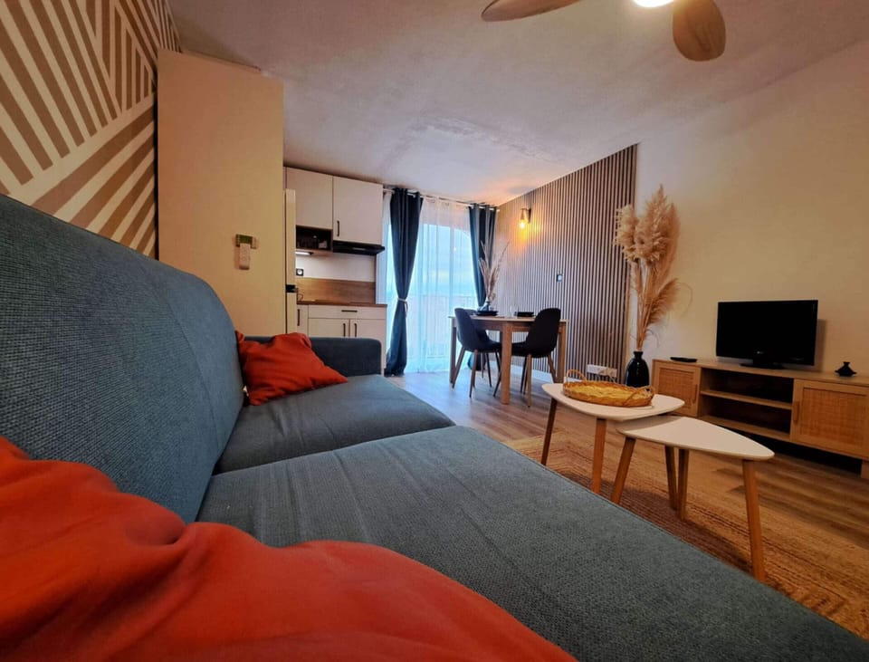 Apartment | Living area