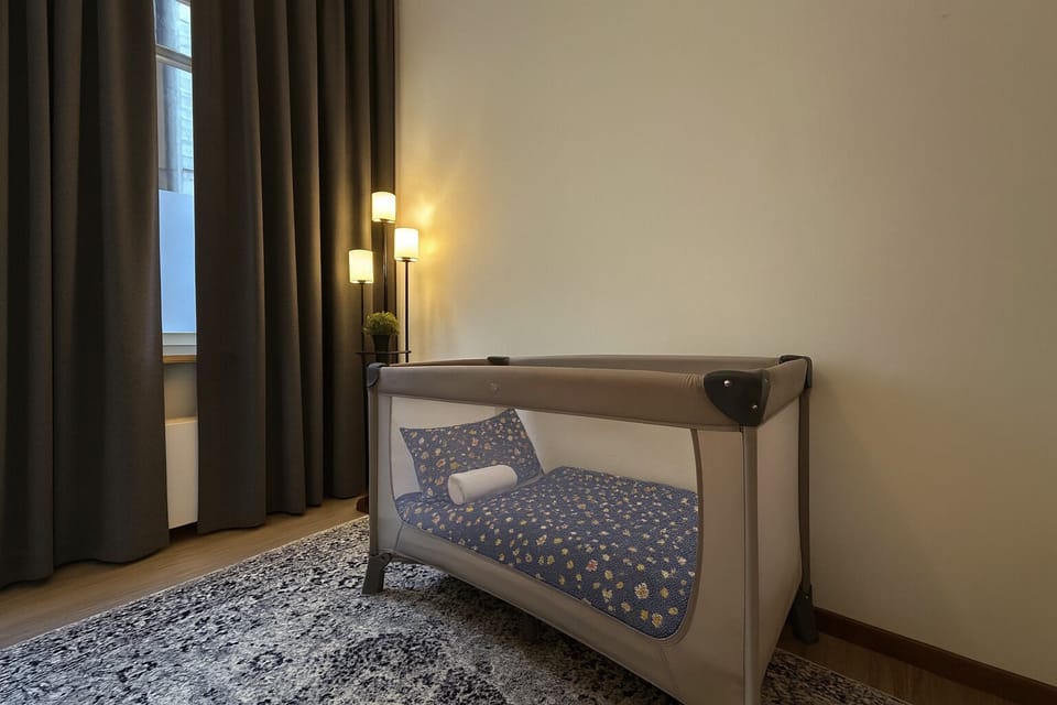 Deluxe Apartment, 5 Bedrooms, Non Smoking | Interior