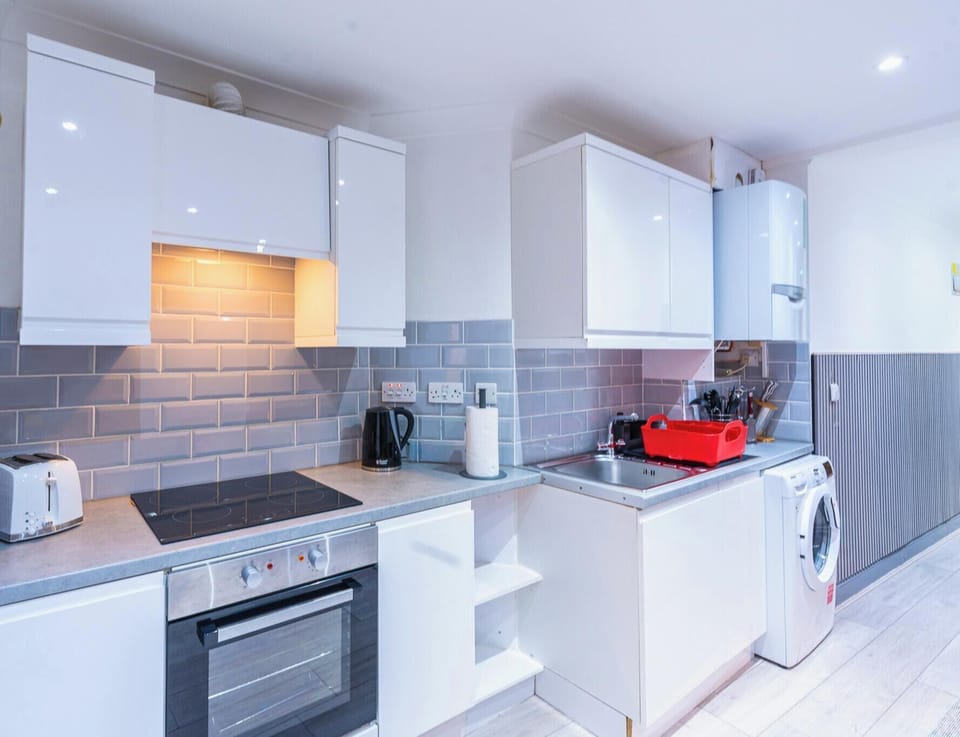 FIRST KITCHEN
