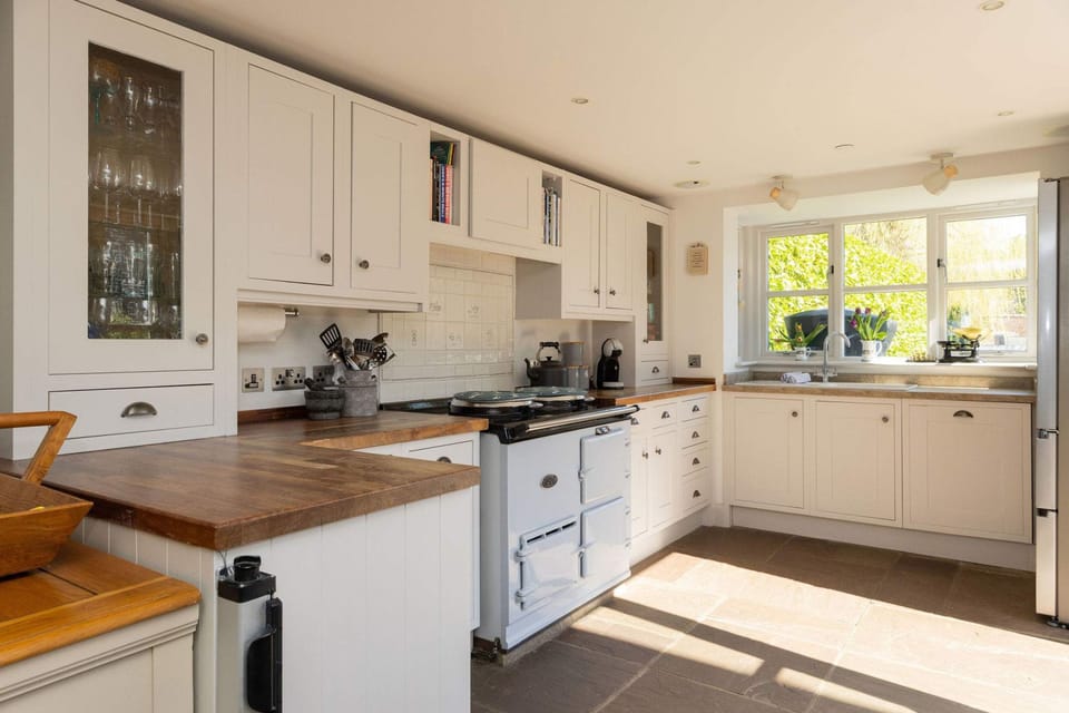 House | 4 bedrooms, Internet
