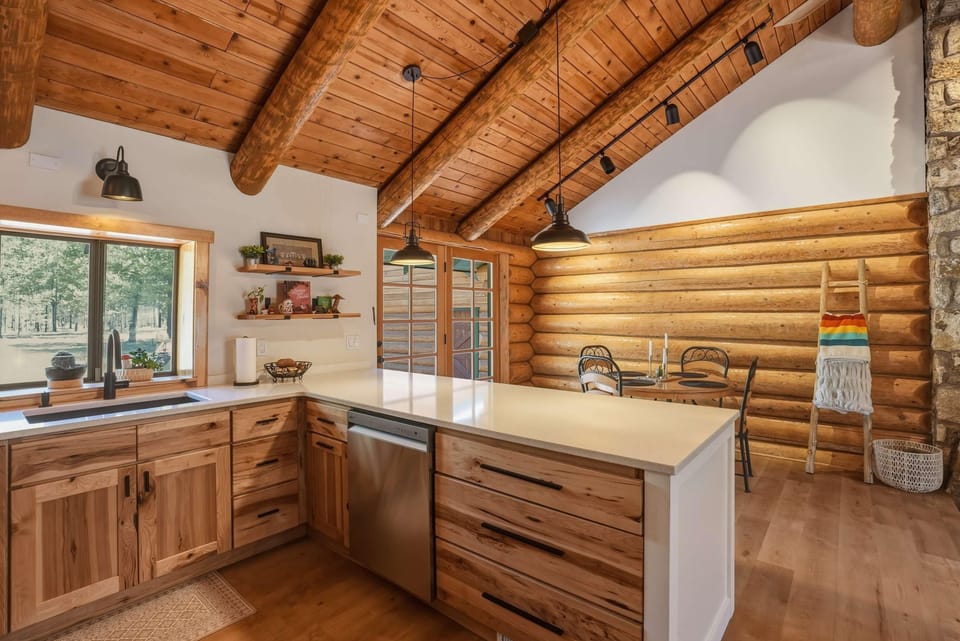 Cabin, Multiple Beds, Patio, Garden View (Lucky Logger) | Private kitchen