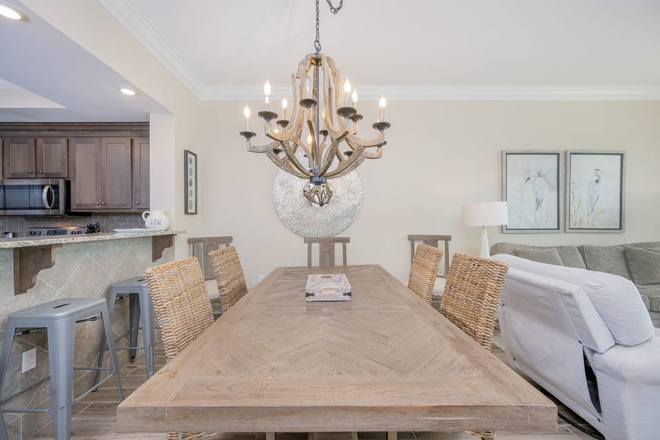 Condo, 3 Bedrooms | Interior