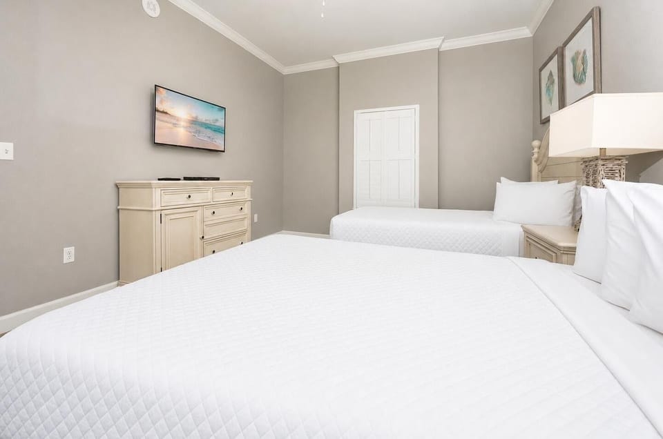 Condo, 3 Bedrooms | 3 bedrooms, WiFi (free)