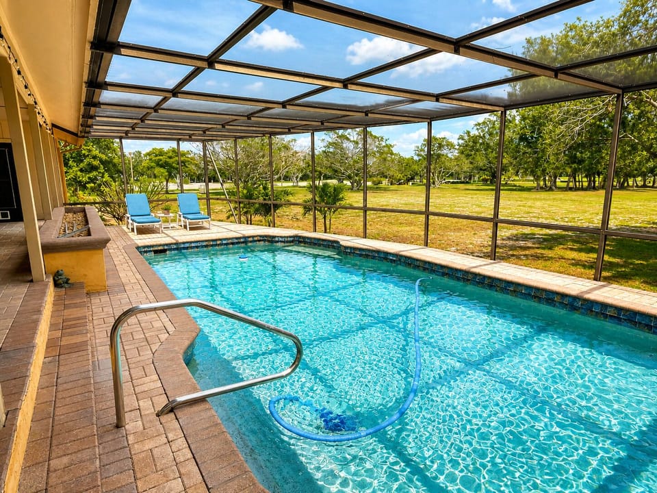 Bayou Breeze Retreat by FVC - Private Pool